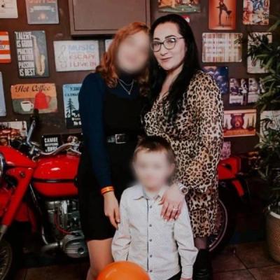 Сын и дочь солистки группы «Воровайки» Яны Павловой погибли, катаясь на тюбинге Сын и дочь солистки группы «Воровайки» Яны Павловой погибли, катаясь на тюбинге
