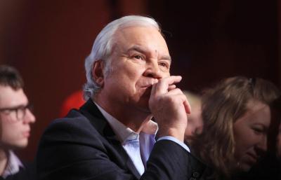 «Молодая, красивая, цветущая женщина…»: почему Владимир Молчанов не приехал на похороны 45-летней дочери Анны «Молодая, красивая, цветущая женщина…»: почему Владимир Молчанов не приехал на похороны 45-летней дочери Анны