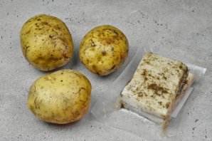 Вареники с картошкой и салом Вареники с картошкой и салом