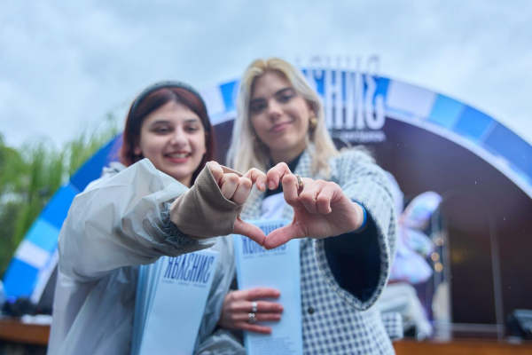 В Алупке торжественно открылся фестиваль &laquo;Явление&raquo;